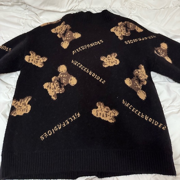 Bear Cardigan - Picture 2 of 2